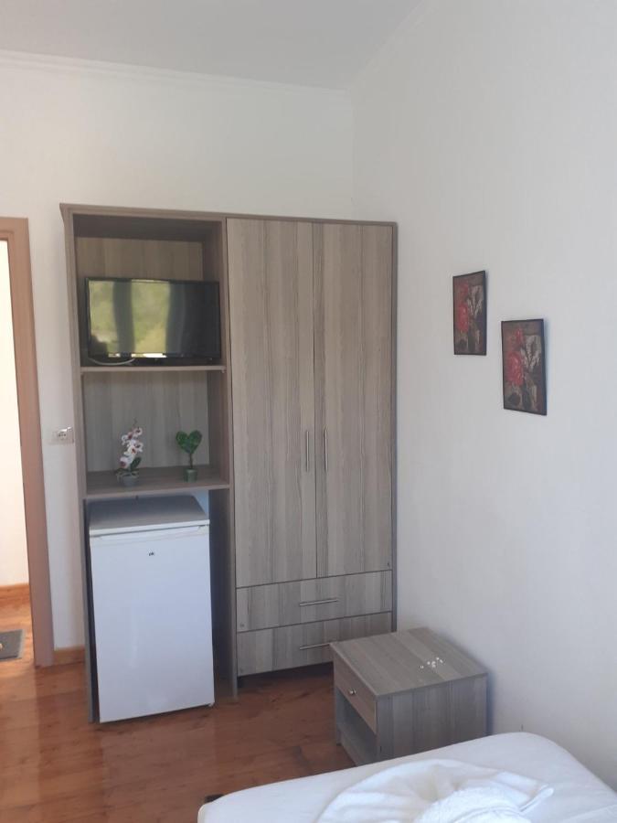 Gezos Apartment هيماري المظهر الخارجي الصورة