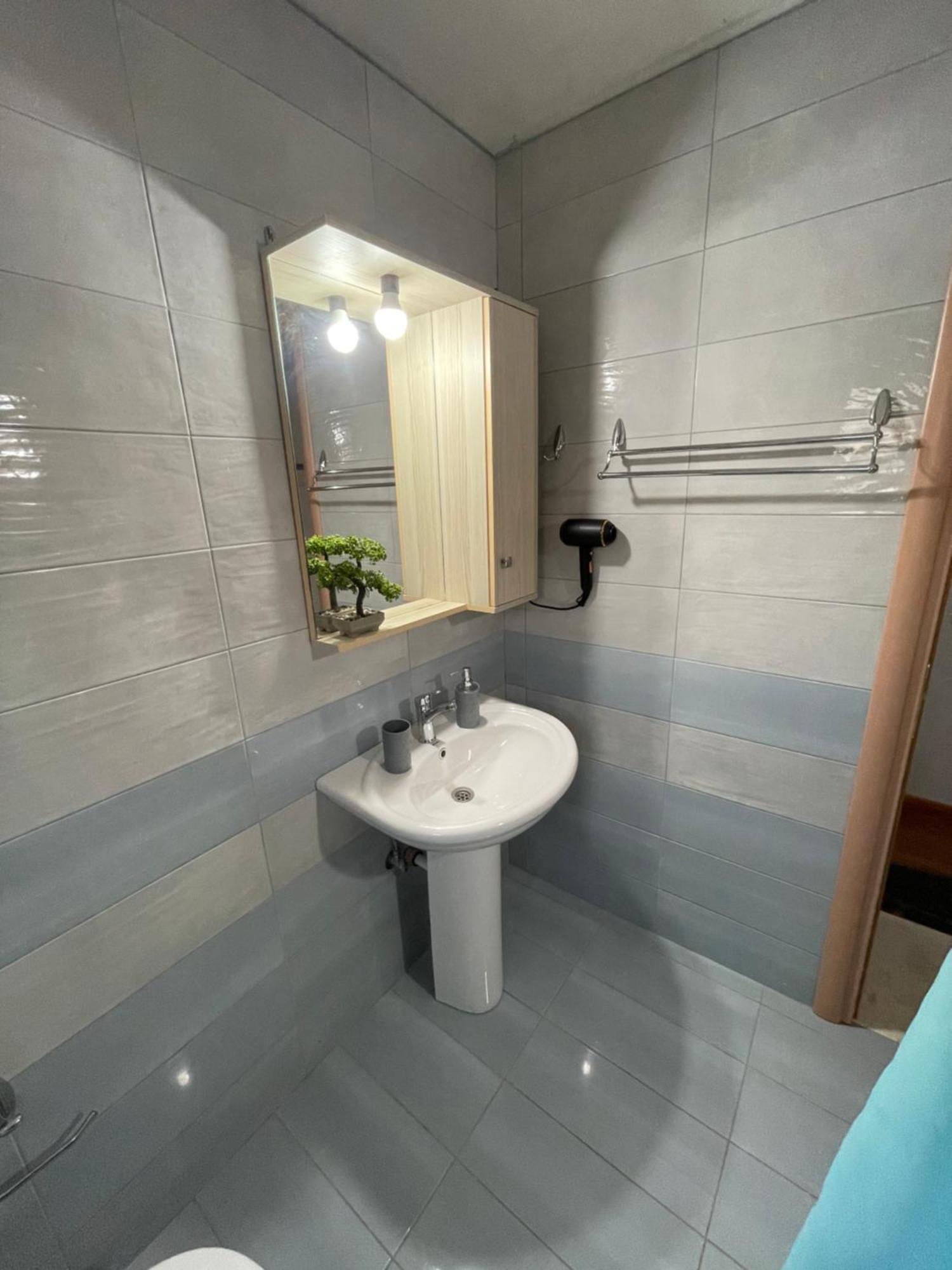 Gezos Apartment هيماري المظهر الخارجي الصورة